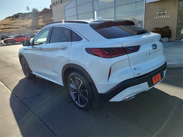 2025 Infiniti QX55 Essential photo 8