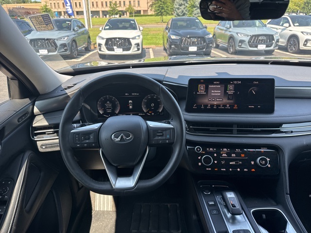 2023 Infiniti QX60 Luxe photo 14