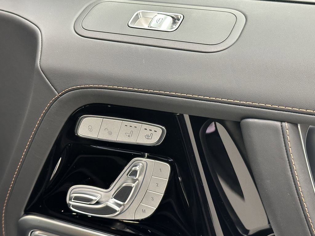 2025 Mercedes Benz G AMG 63 photo 17