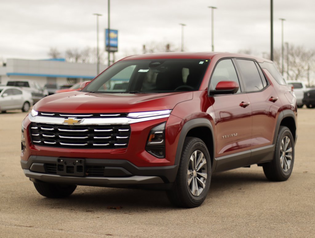 2026 Chevrolet Equinox LT photo 2