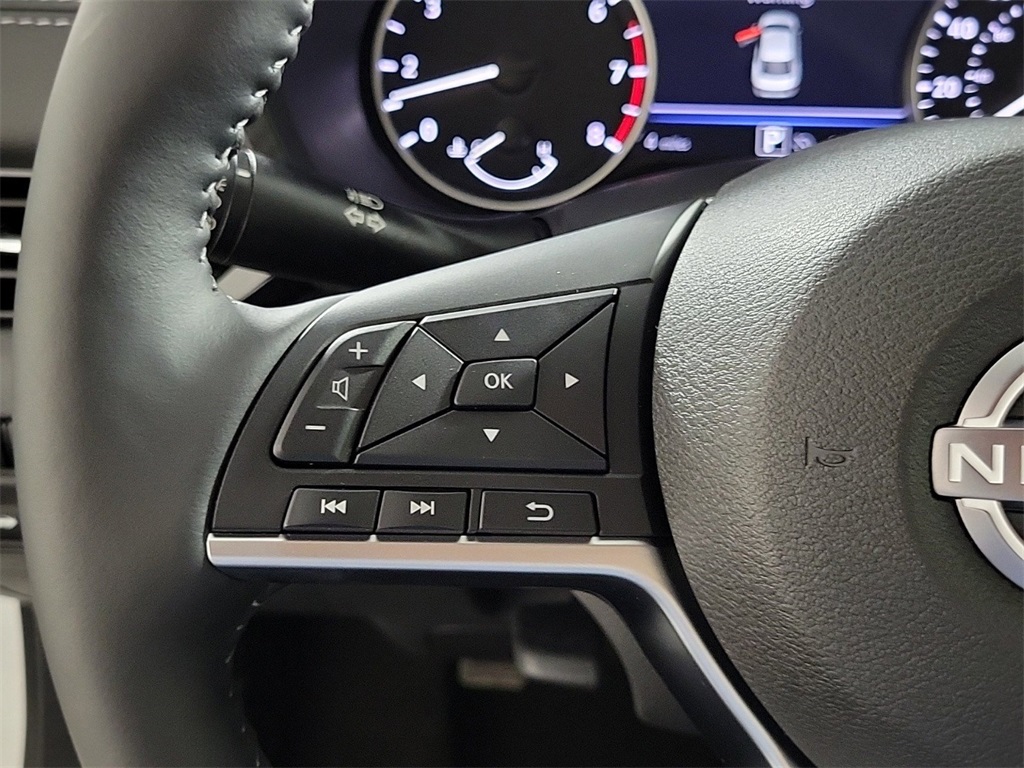2025 Nissan Sentra SV photo 20