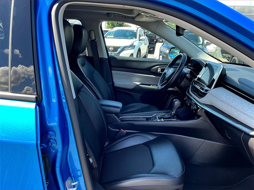 2022 Jeep Compass Latitude photo 9