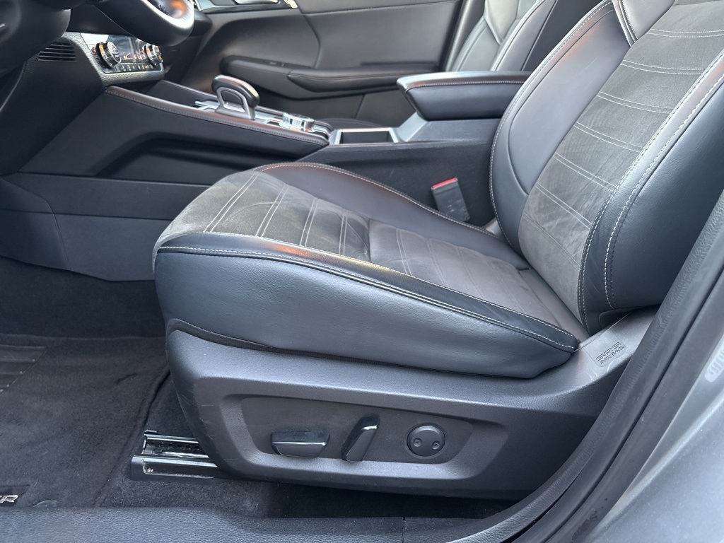 2024 Mitsubishi Outlander SE Black Edition photo 11
