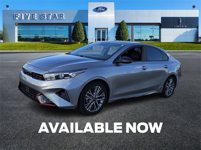 2023 Kia Forte GT-Line photo 3