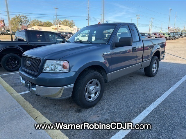 2004 Ford F-150 XLT photo 3