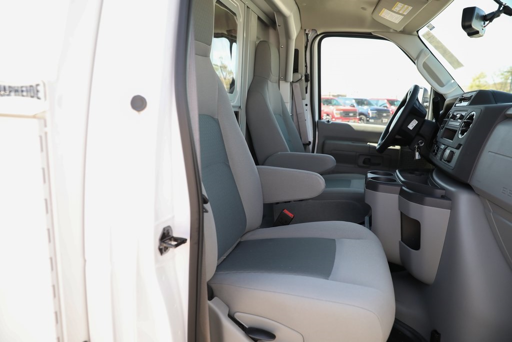 2025 Ford E-350 Base photo 27