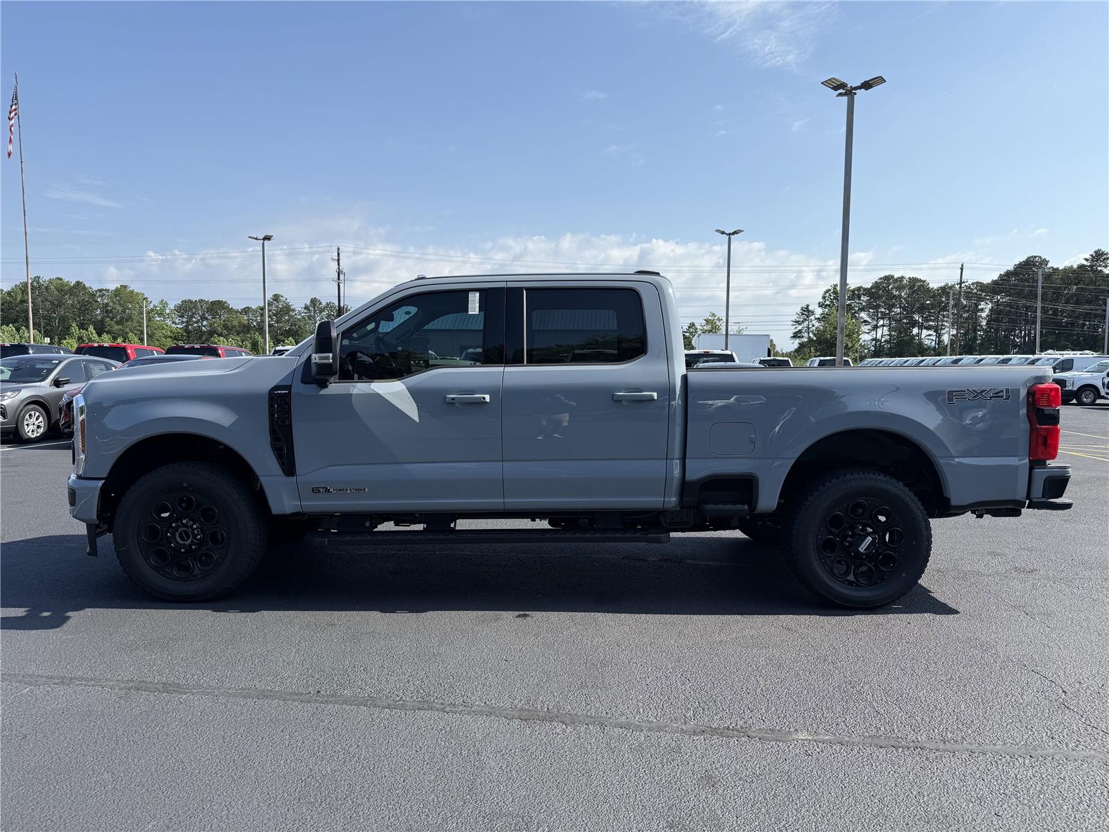 2025 Ford F-250 Lariat photo 14