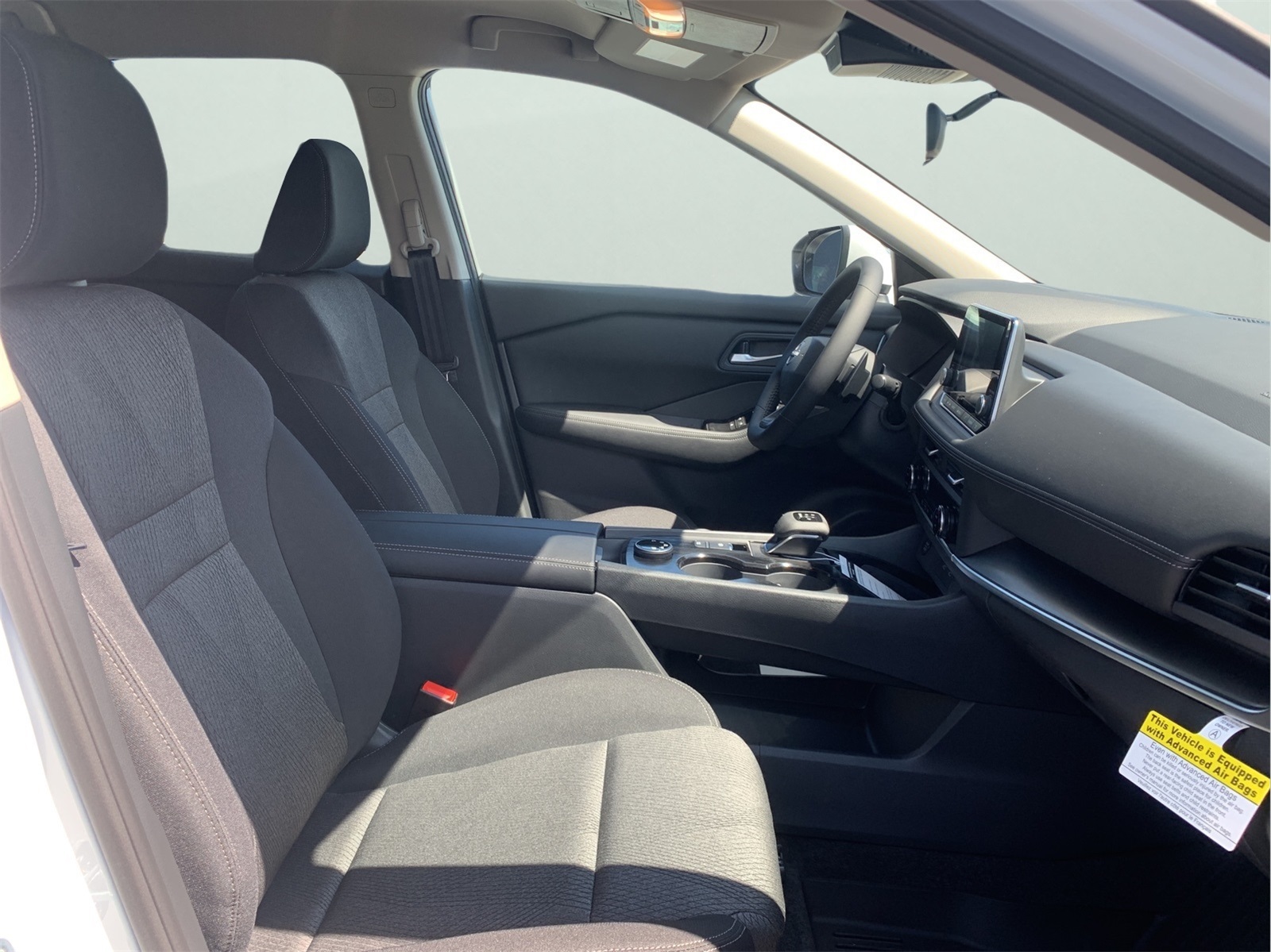 2026 Nissan Rogue SV photo 23