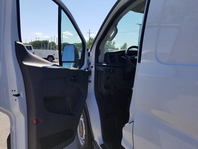 2025 Ford Transit photo 13