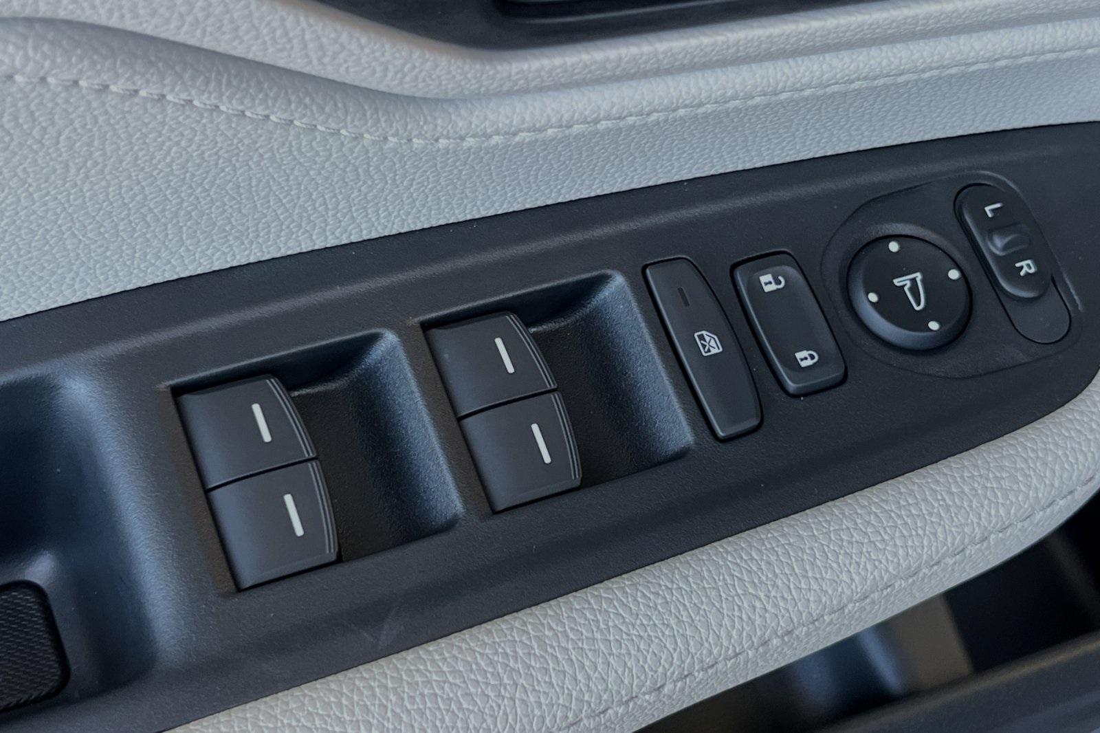 2025 Honda Odyssey EX-L photo 11