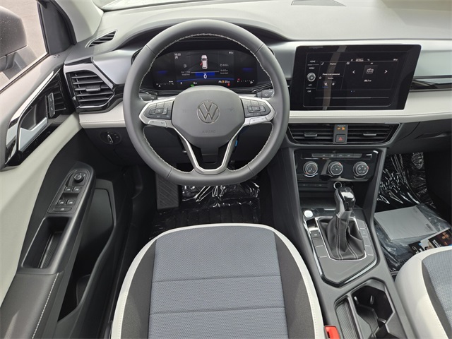 2025 Volkswagen Taos S photo 4