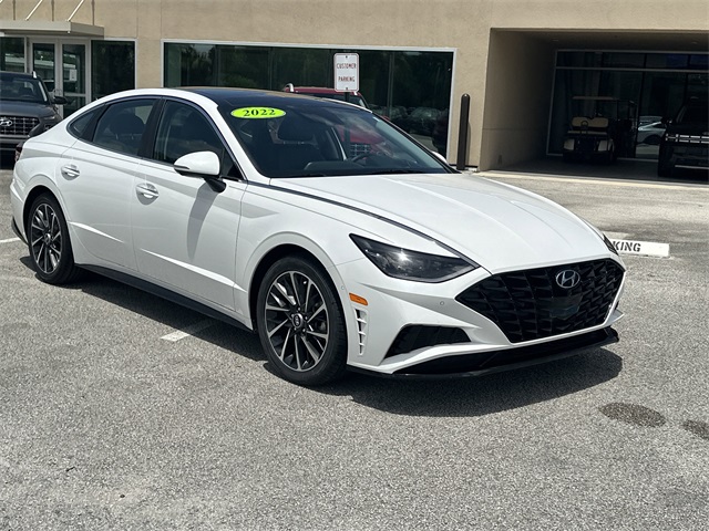 2022 Hyundai Sonata Limited photo 4
