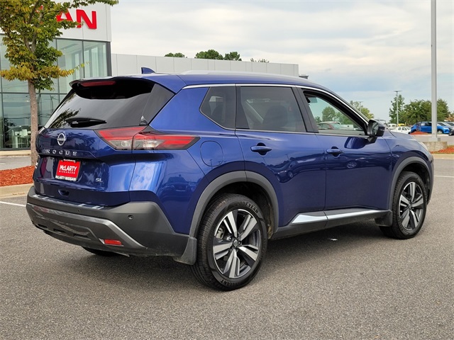 2023 Nissan Rogue SL photo 3