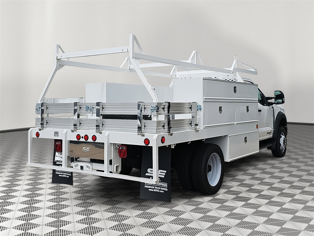 2024 Ford F-550 XL photo 3