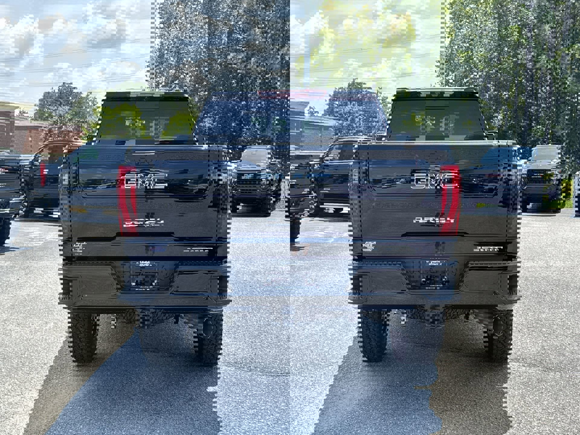 2025 Gmc Sierra 2500 HD Denali Ultimate photo 8