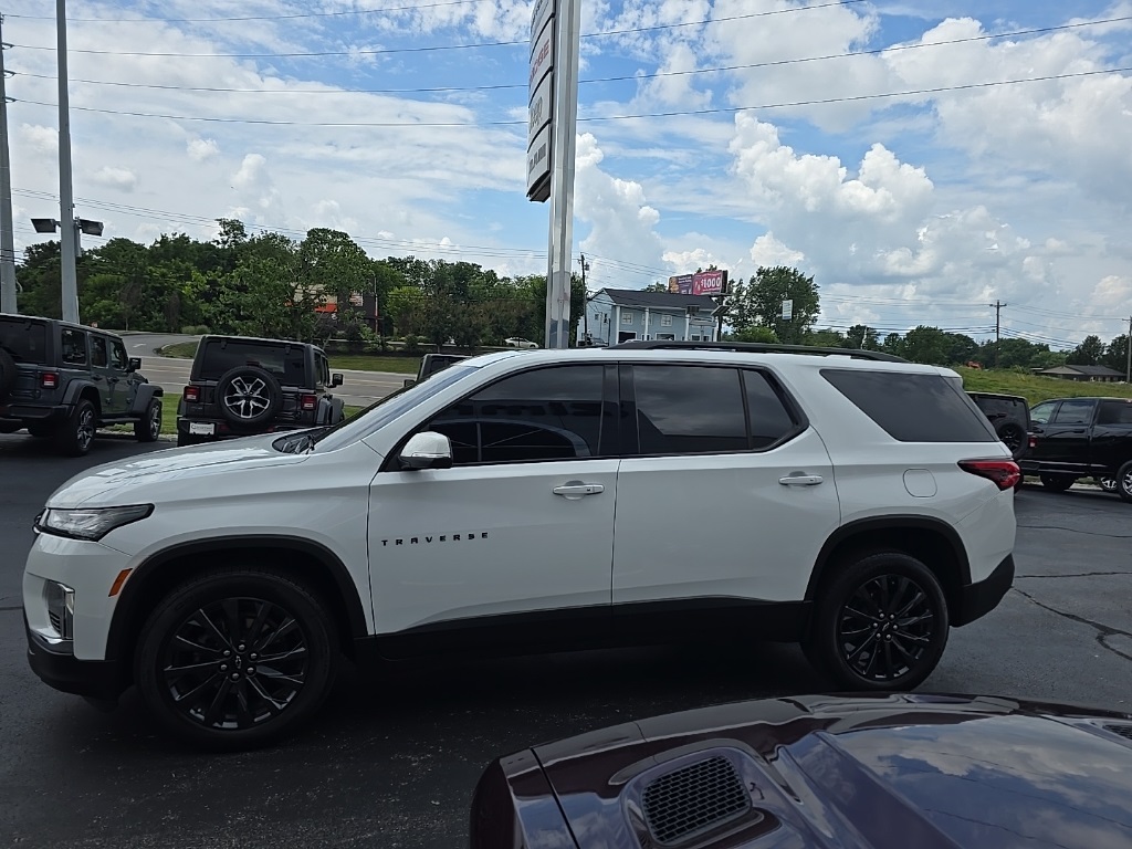 2023 Chevrolet Traverse RS photo 5