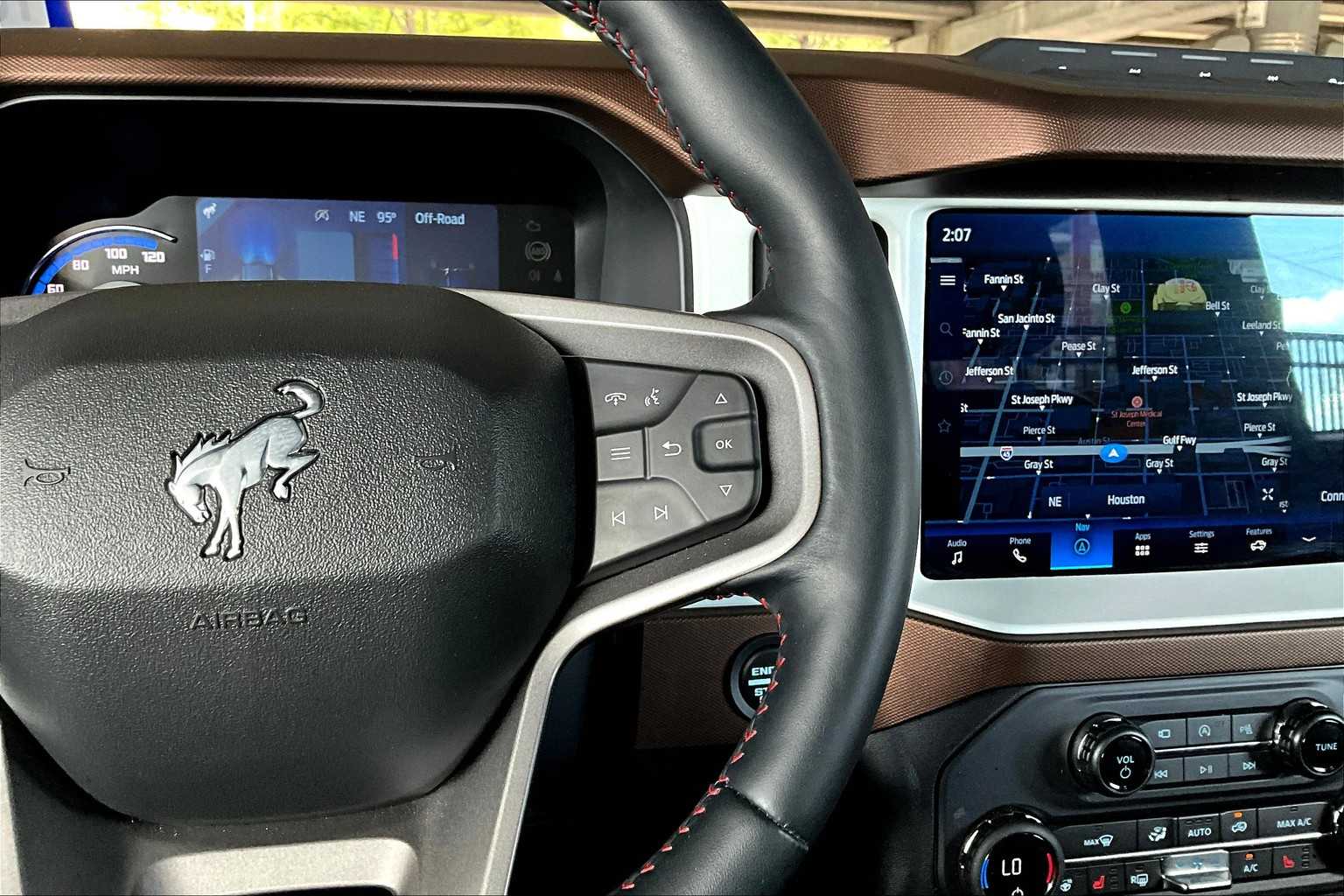 2024 Ford Bronco Heritage Limited First Edition photo 23