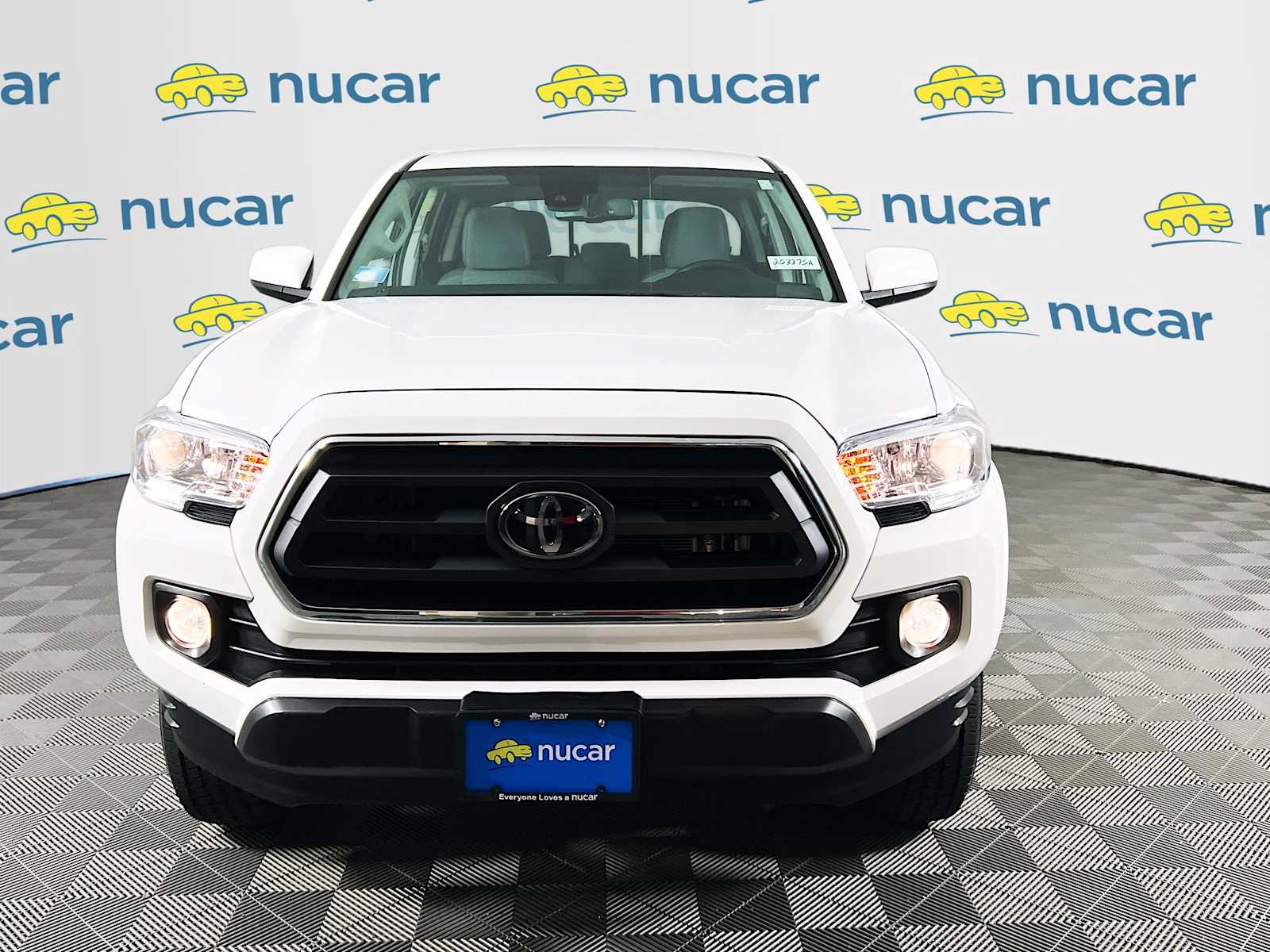 2023 Toyota Tacoma SR5 photo 2