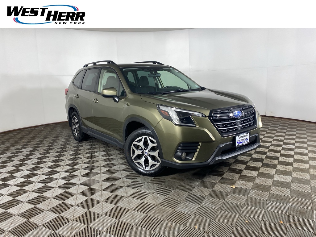 2023 Subaru Forester Premium's photo