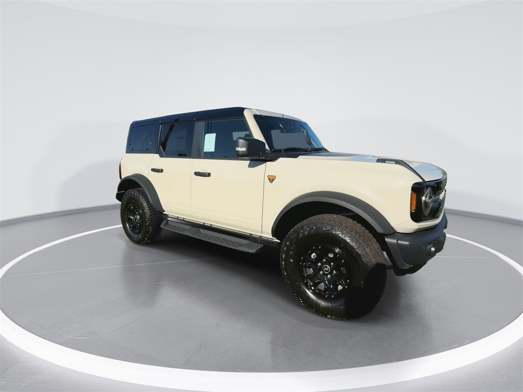 2025 Ford Bronco Badlands photo 2
