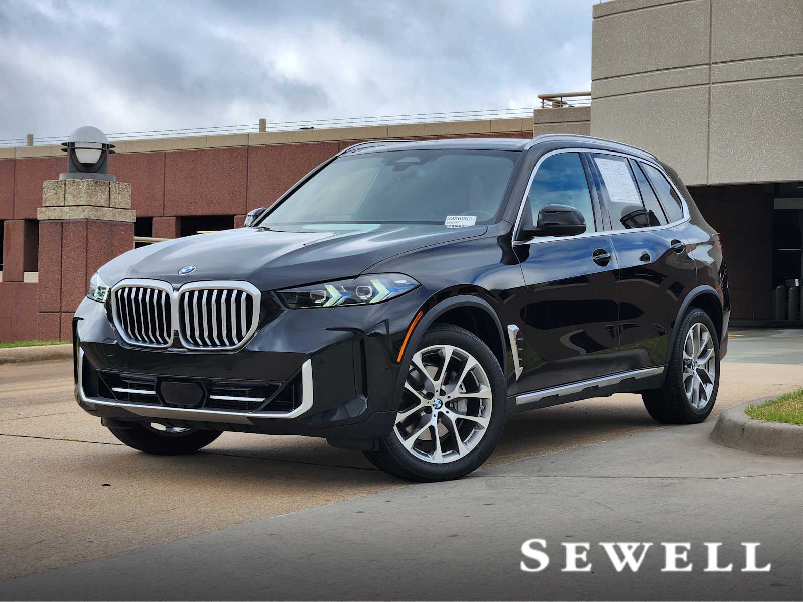 2026 BMW X5 40i's photo