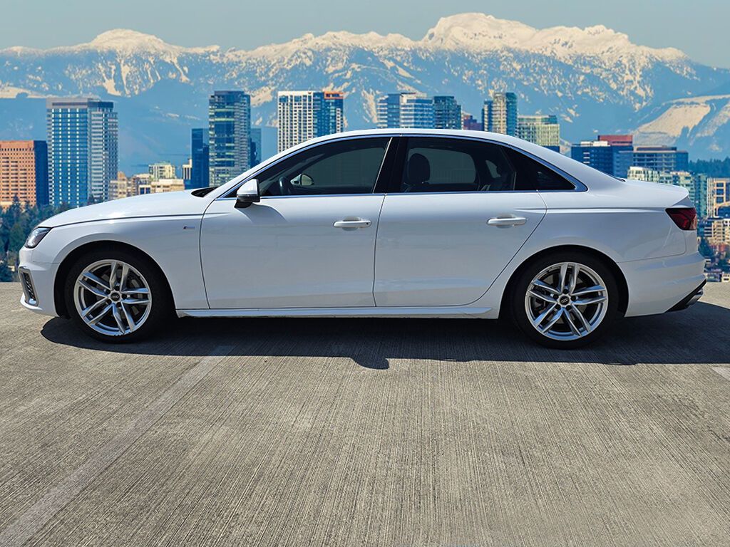 2023 Audi A4 S line Quattro Premium Plus photo 6