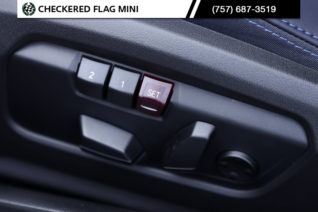 2025 Mini Cooper S Iconic photo 23