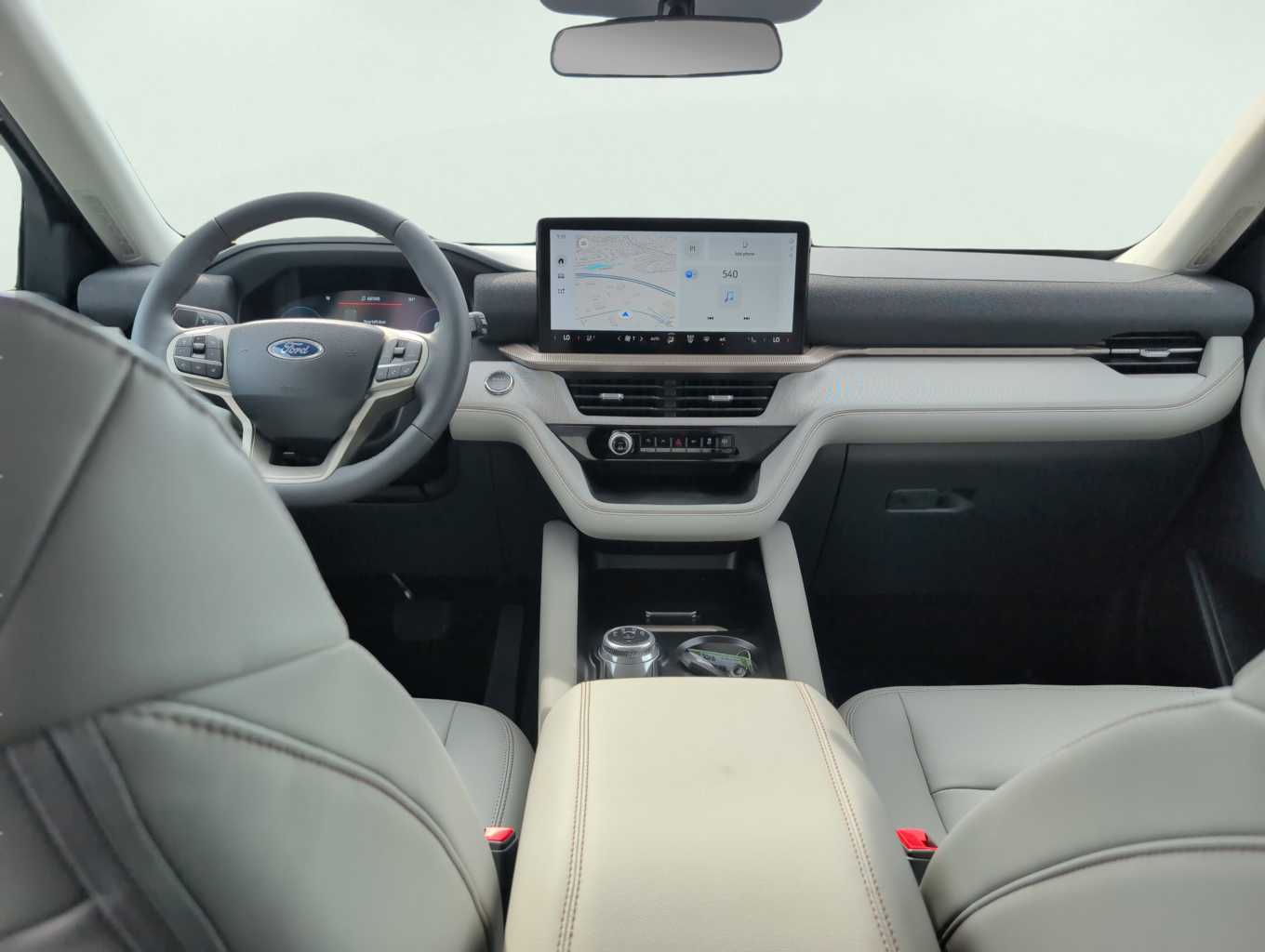 2025 Ford Explorer photo 10
