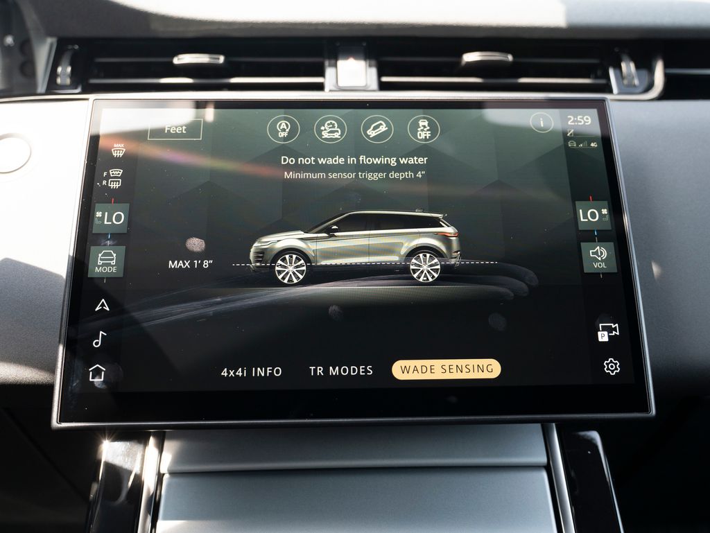 2024 Land Rover Range Rover Evoque S photo 26