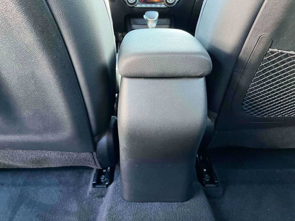 2022 Kia Forte GT-Line photo 4
