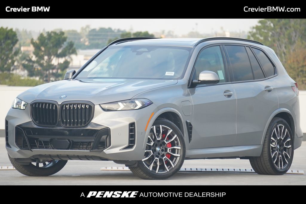 2026 BMW X5 50e's photo