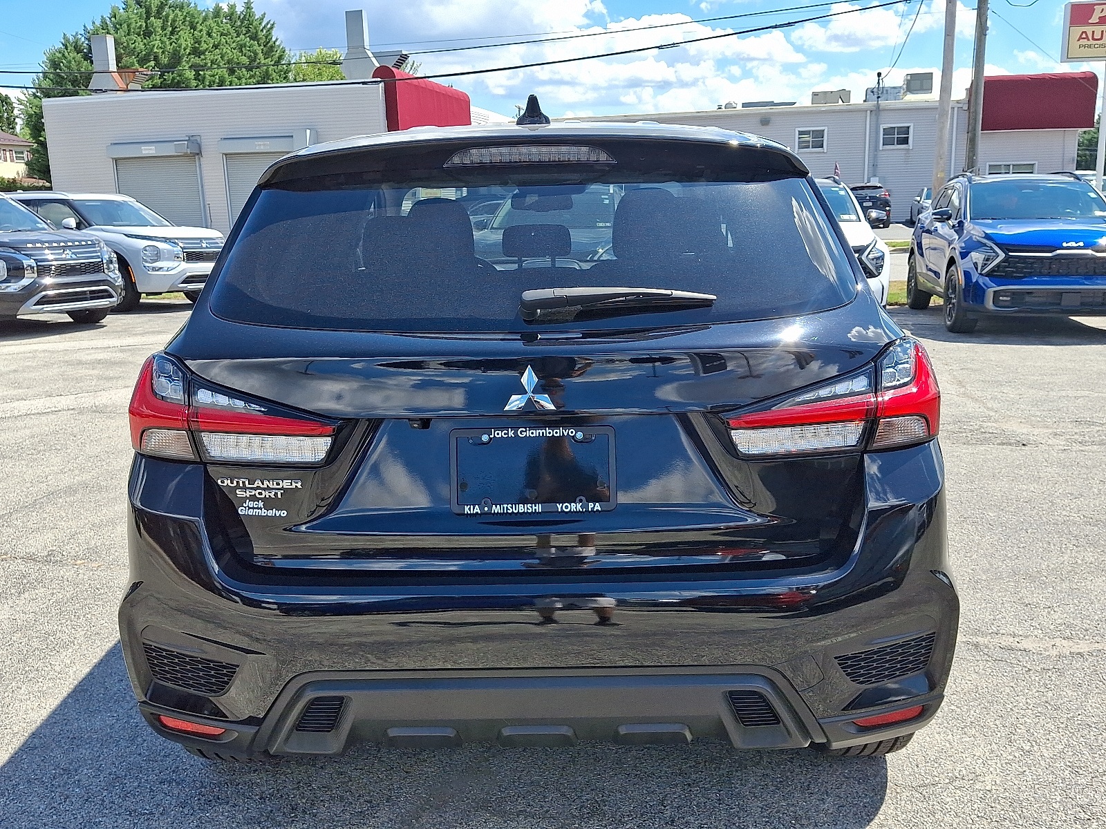 2023 Mitsubishi Outlander Sport ES photo 6