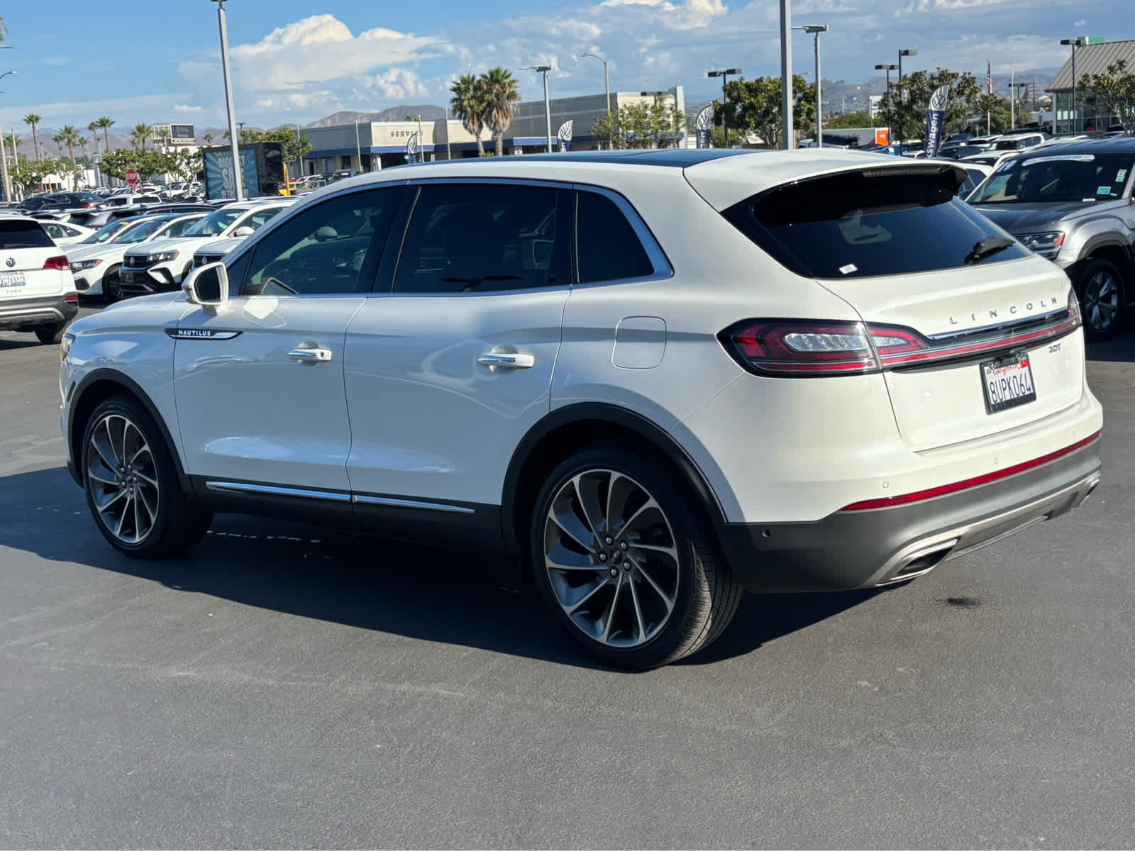 2020 Lincoln Nautilus Reserve photo 6