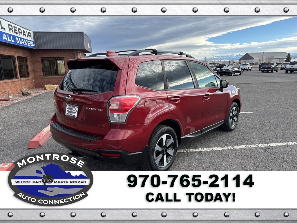 2018 Subaru Forester 2.5i Premium photo 4
