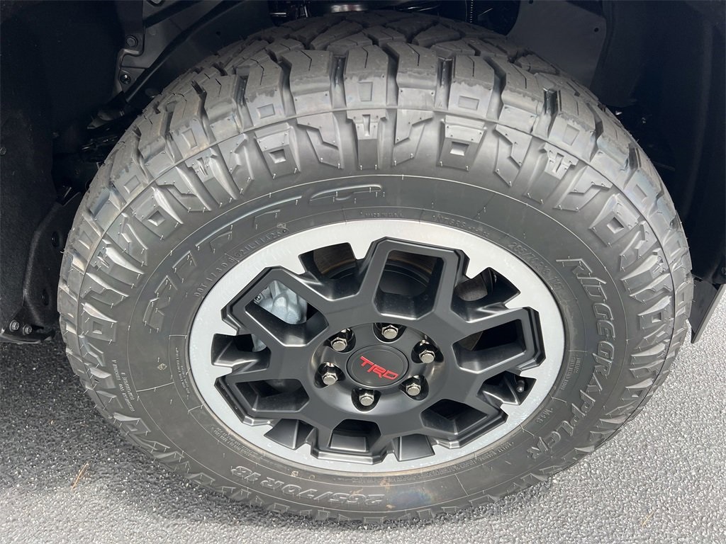 2025 Toyota 4Runner photo 12