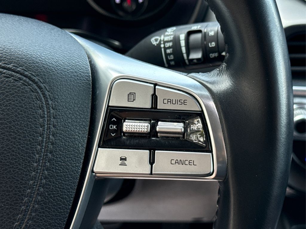 2022 Kia Telluride S photo 24