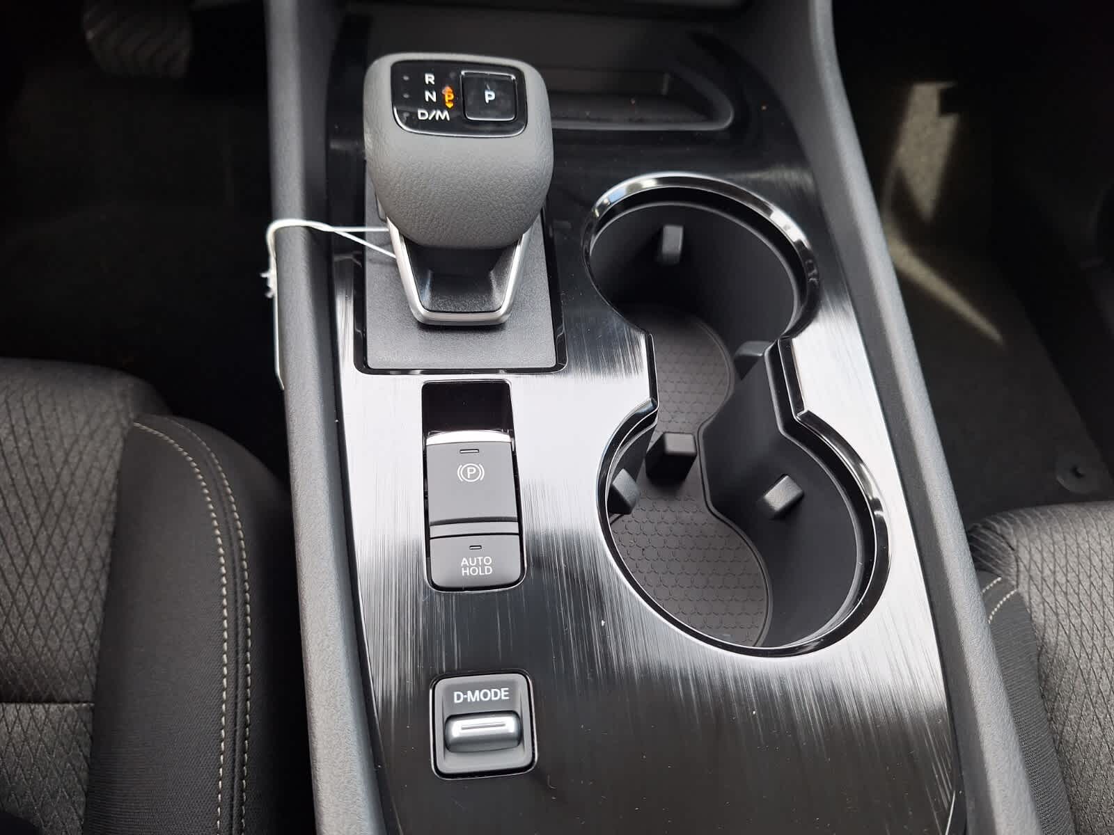 2026 Nissan Rogue SV photo 18