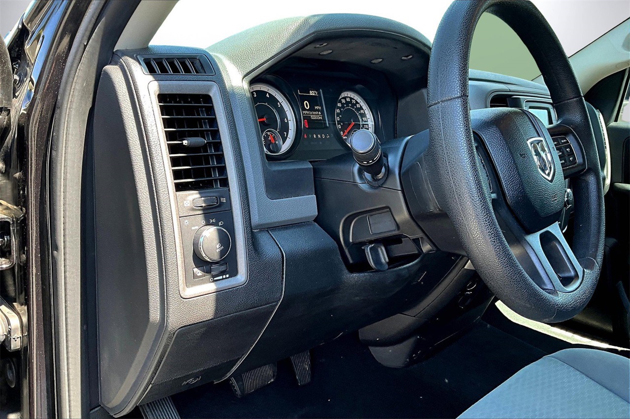 2017 Ram 1500 Express photo 14