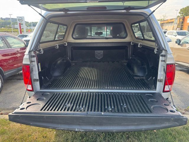 2015 Ram 1500 Big Horn photo 24