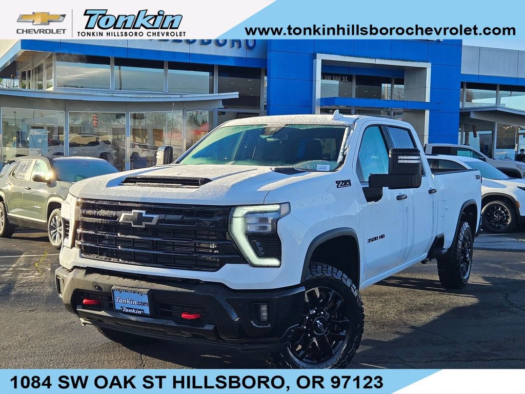 2026 Chevrolet Silverado HD LTZ's photo