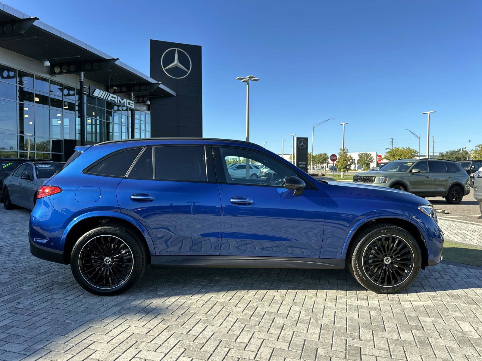 2026 Mercedes Benz GLC 300 photo 3