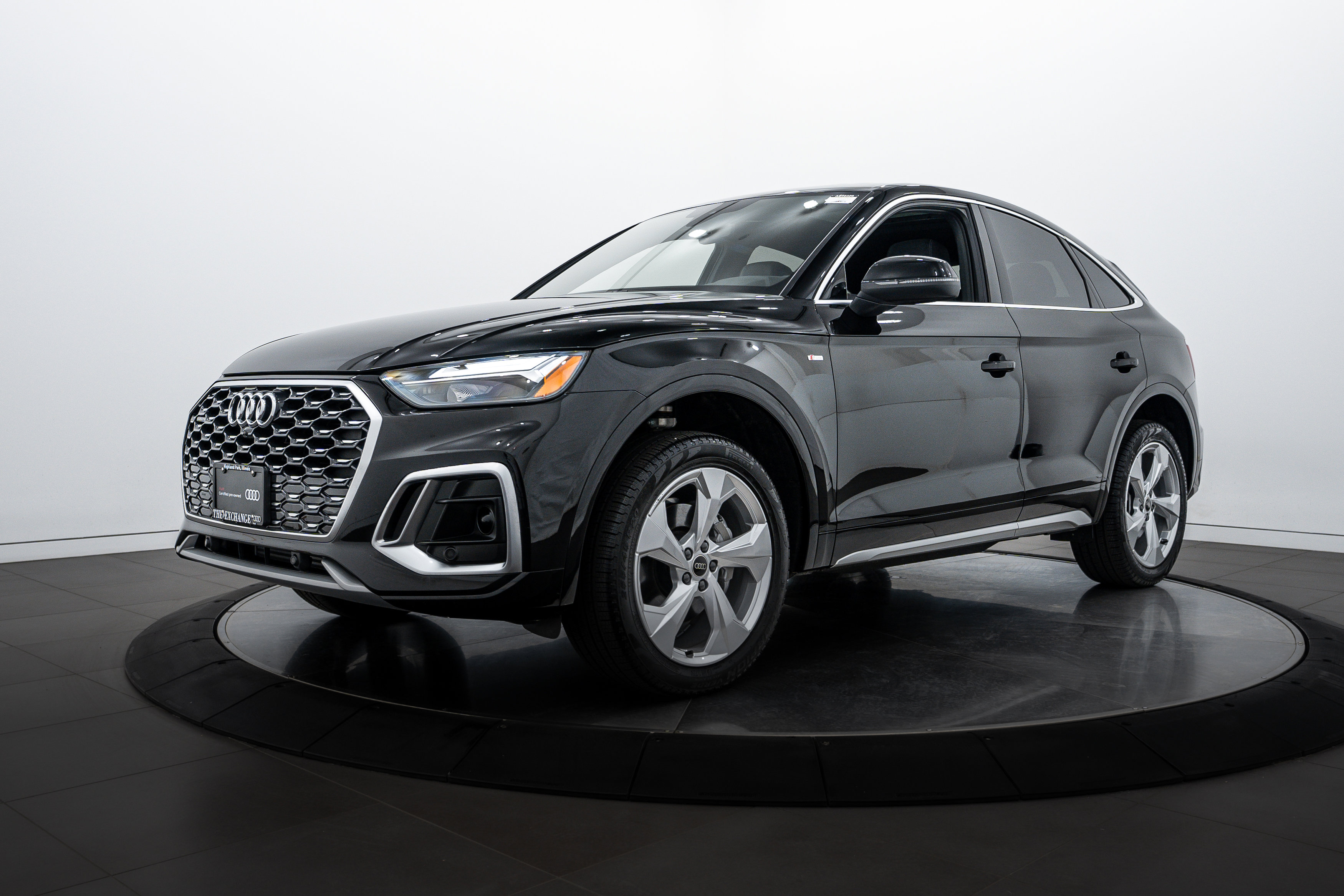 2025 Audi Q5 Sportback S line Premium photo 3