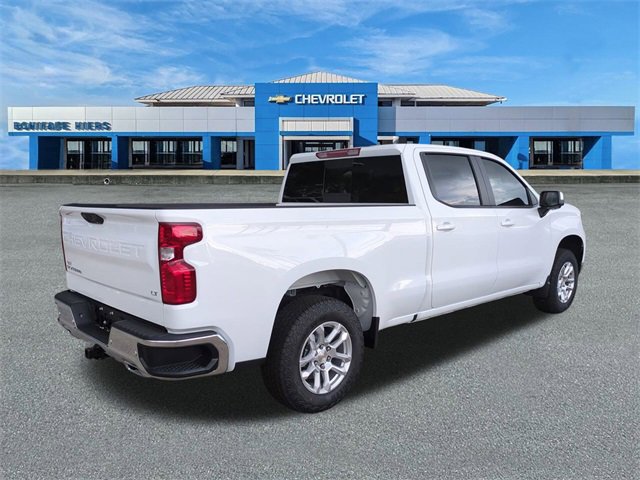 2025 Chevrolet Silverado 1500 LT photo 3