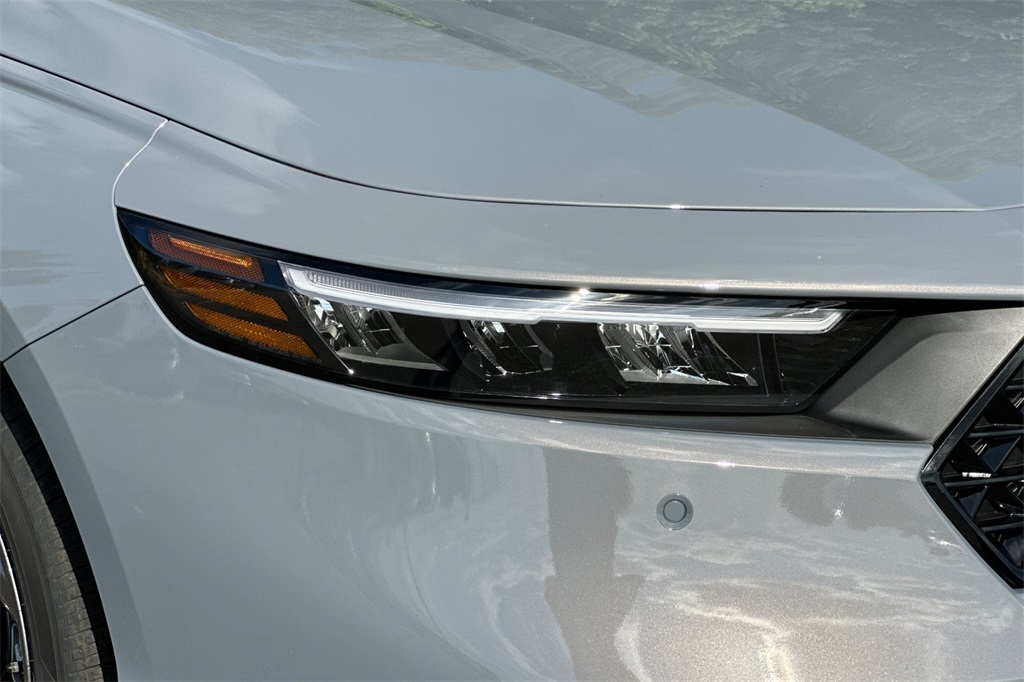 2025 Honda Accord Hybrid EX-L photo 25