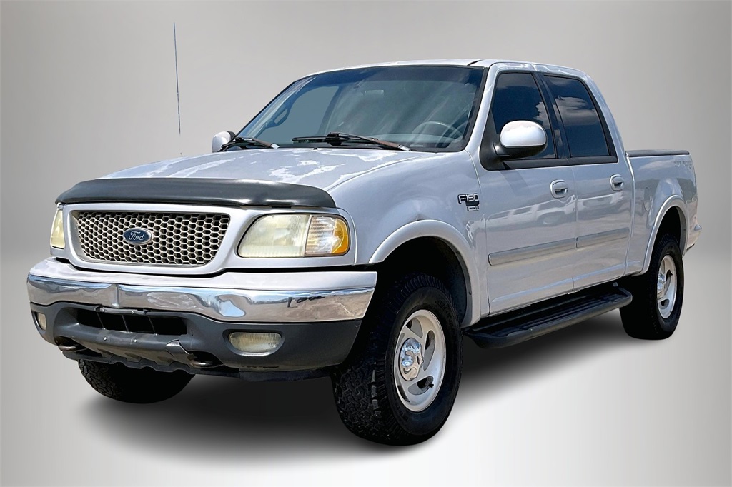 2001 Ford F-150 XLT photo 2