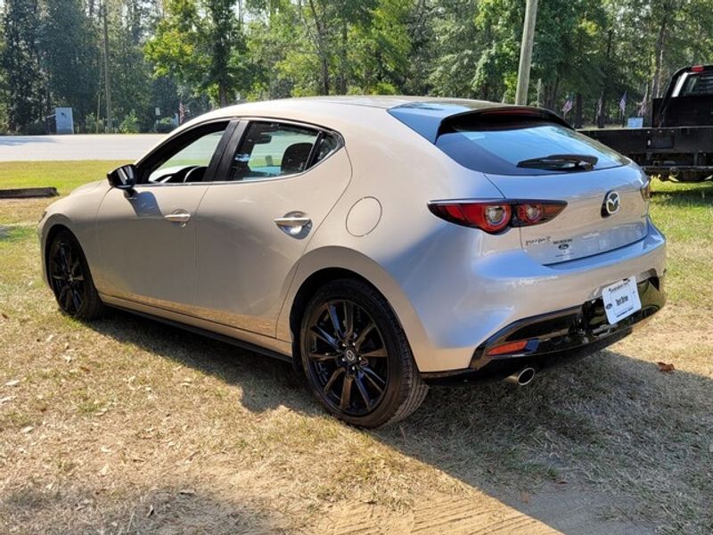 2024 Mazda Mazda3 Hatchback 2.5 Select Sport photo 8