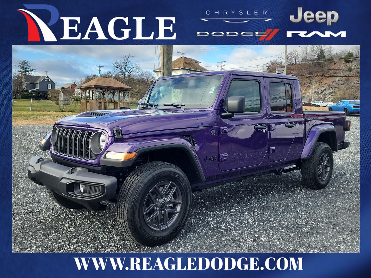 2026 Jeep Gladiator Sport S's photo