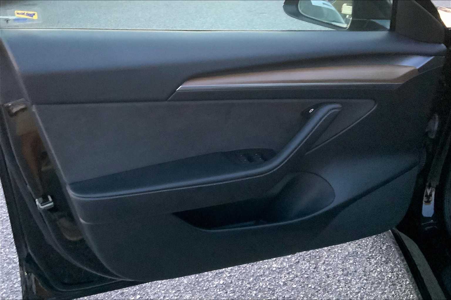 2023 Tesla Model 3 photo 19