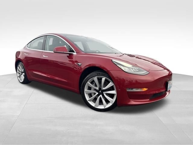 2018 Tesla Model 3 Long Range's photo