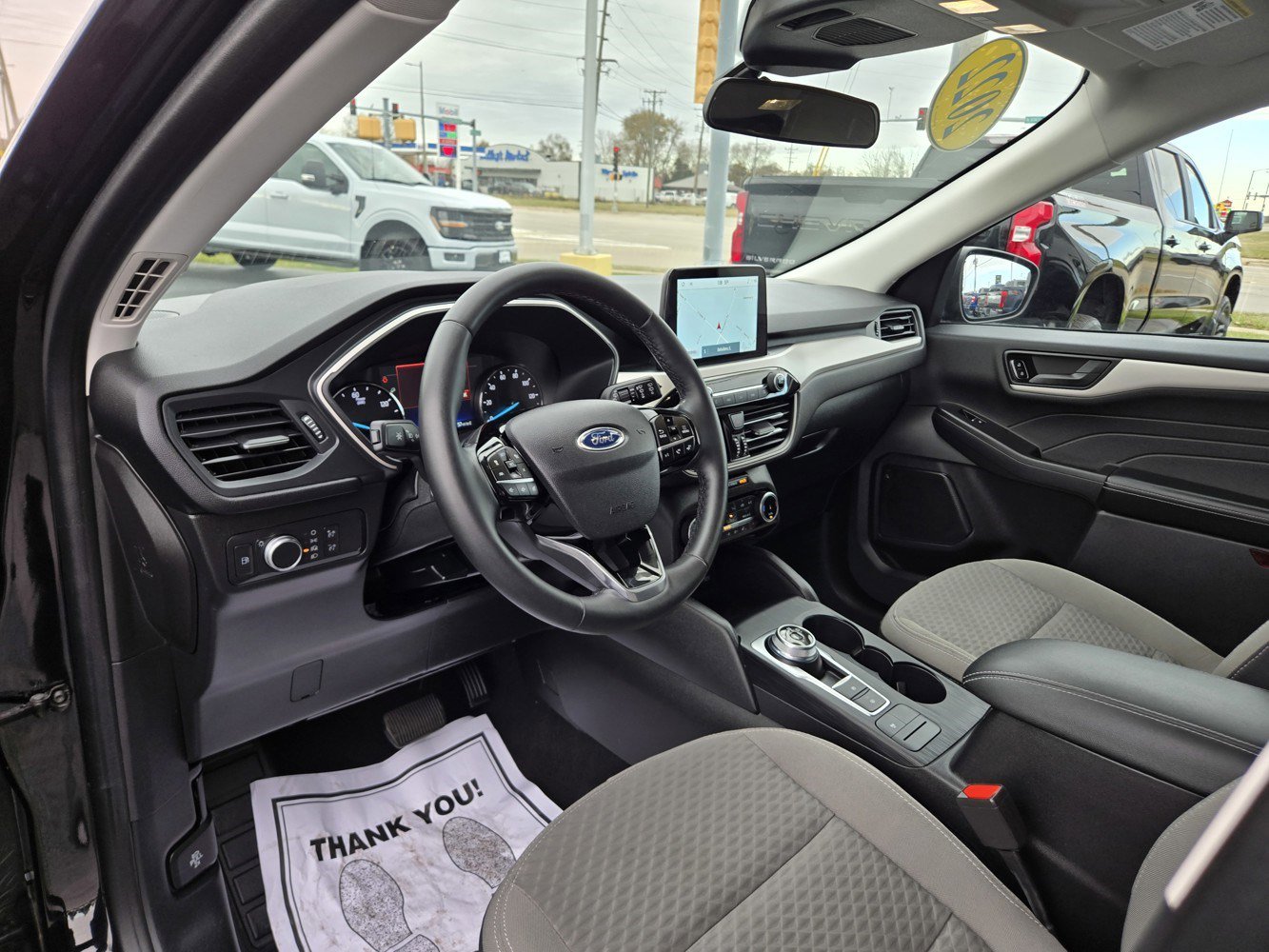 2022 Ford Escape SE Hybrid photo 2